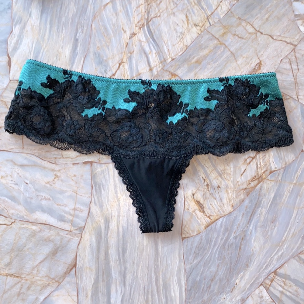 Rare Seduction Very Sexy Wide Band Thong Small Panty Crystal‎ Lace